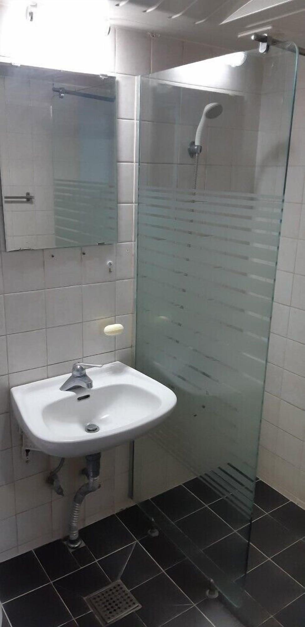 Hostel Kimstay 9 *